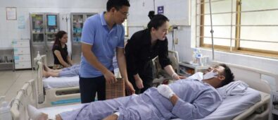 Cùng Quảng Ninh vượt qua mất mát tập đoàn Sun Group sát cánh bên gia đình nạn nhân tai nạn lật tầu du lịch QN 7105 Cùng Quảng Ninh vượt qua mất mát tập đoàn Sun Group sát cánh bên gia đình nạn nhân tai nạn lật tầu du lịch QN 7105